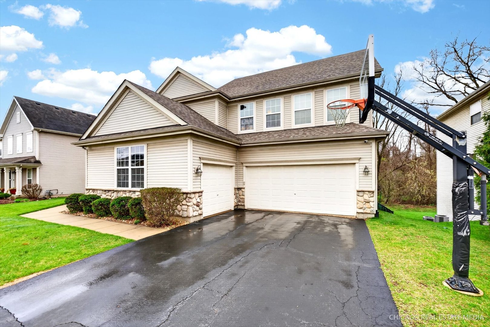 420 Blue Heron Circle, Bartlett, IL 60103