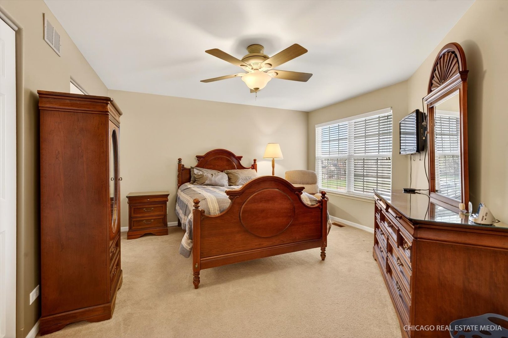 420 Blue Heron Circle, Bartlett, IL 60103