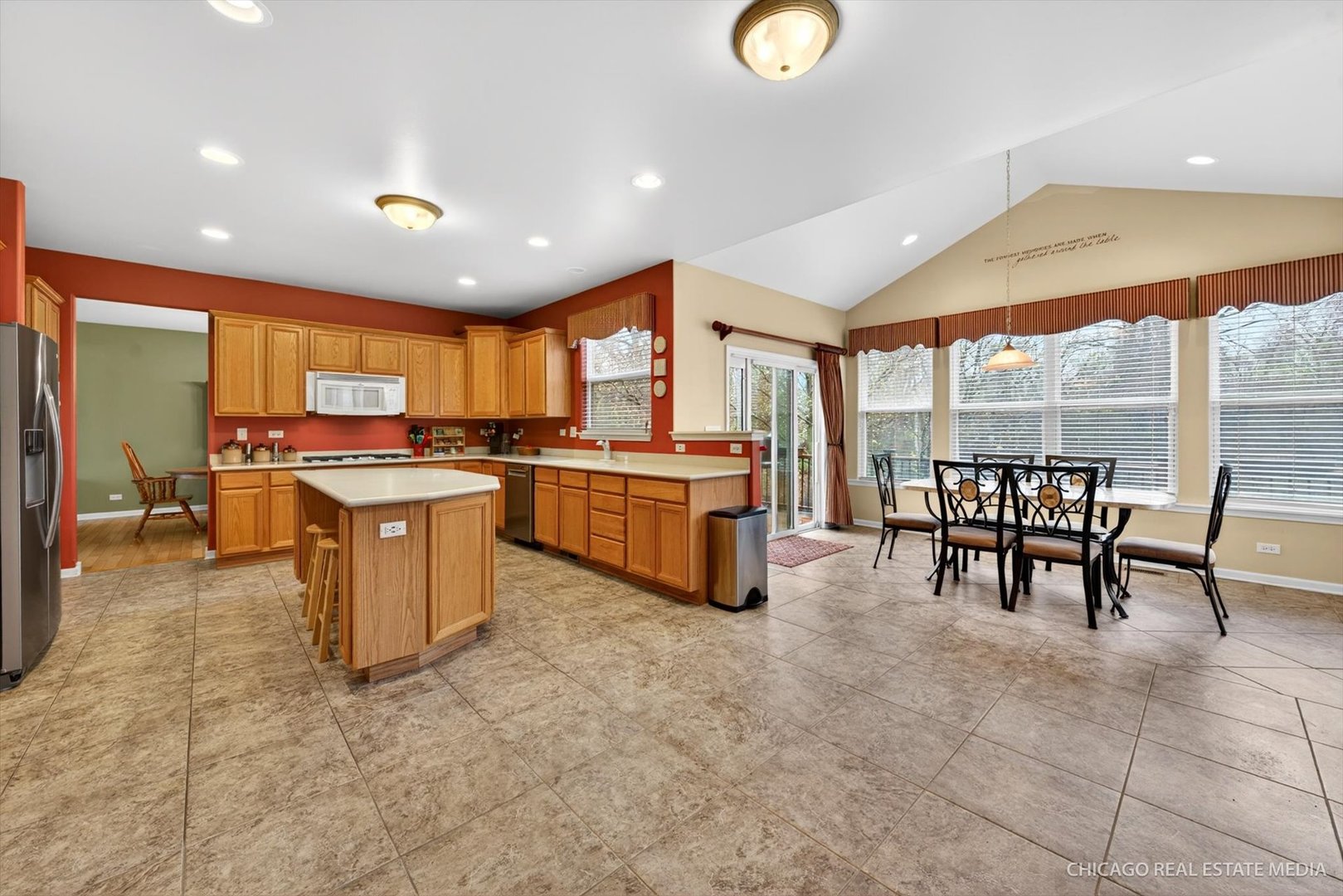 420 Blue Heron Circle, Bartlett, IL 60103