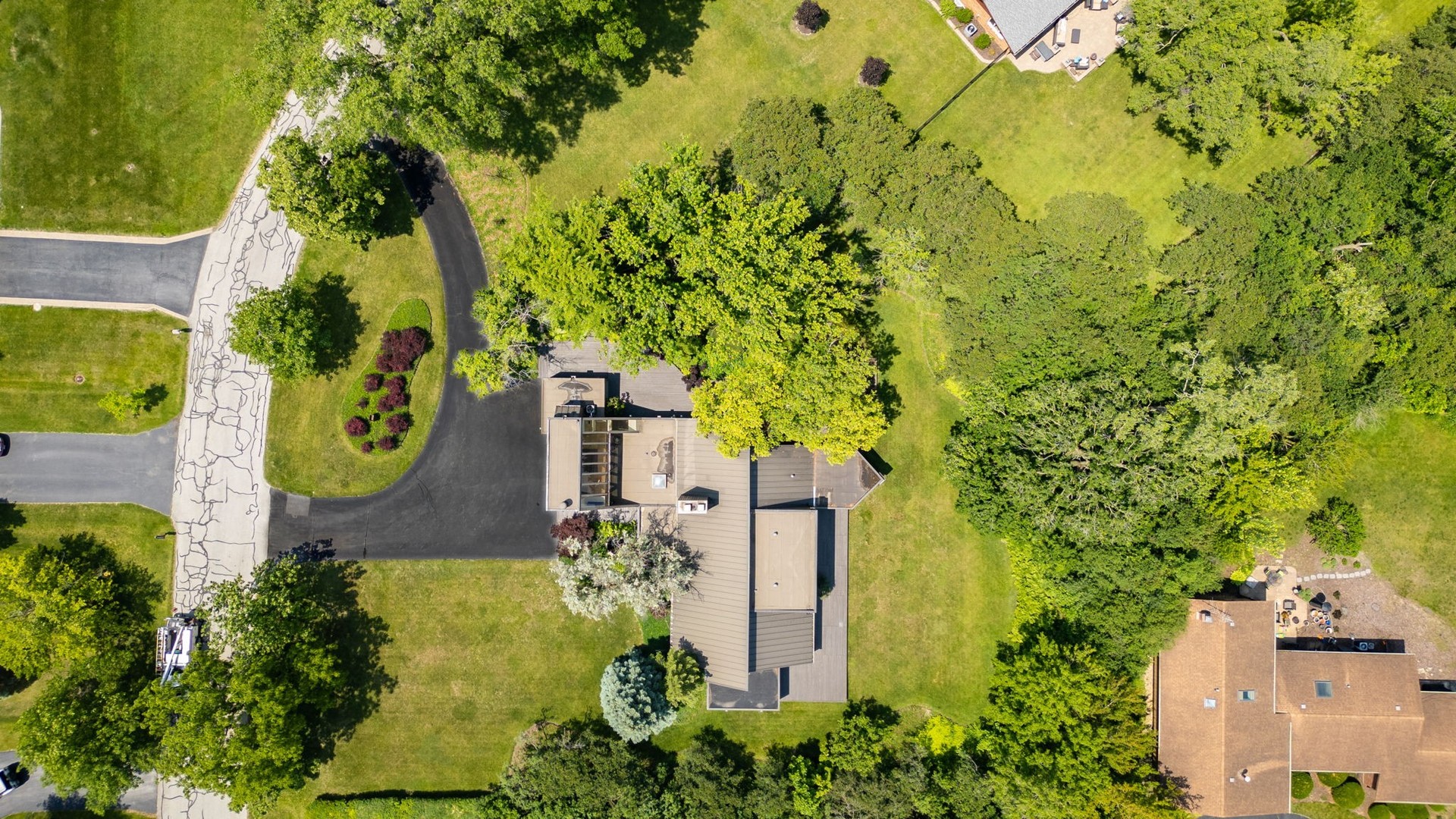 1707 Lynwood Court, Flossmoor, IL 60422