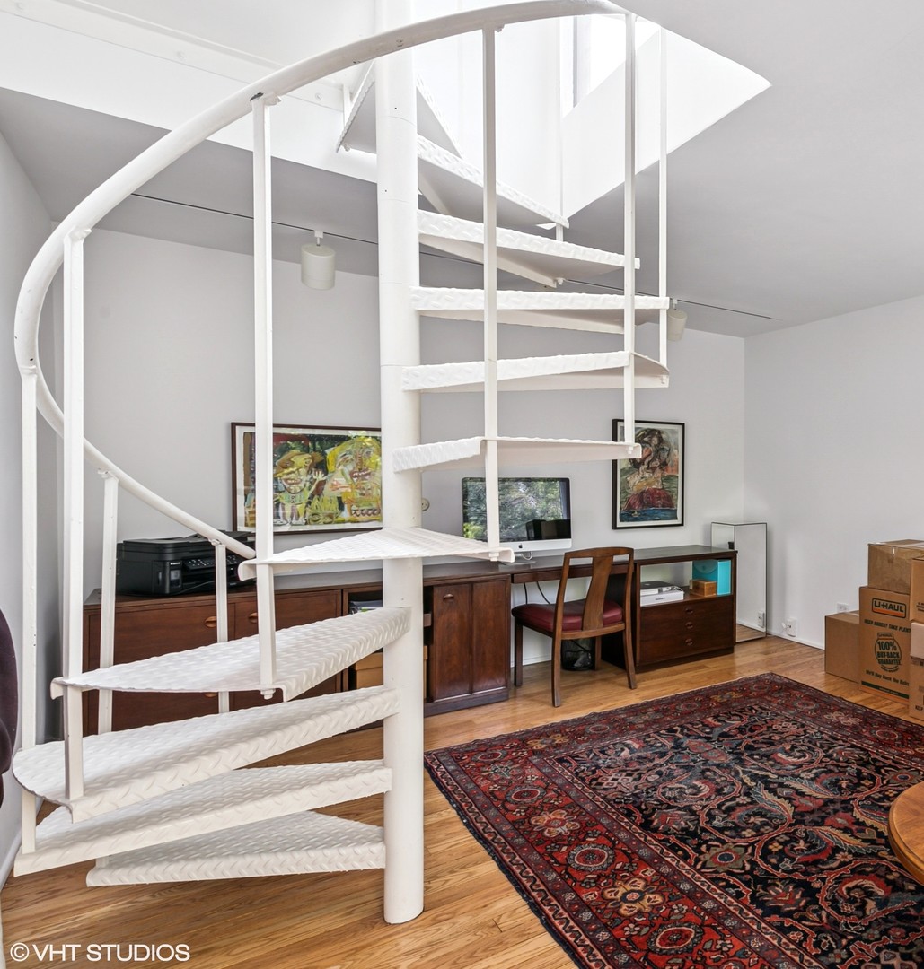 1707 Lynwood Court, Flossmoor, IL 60422