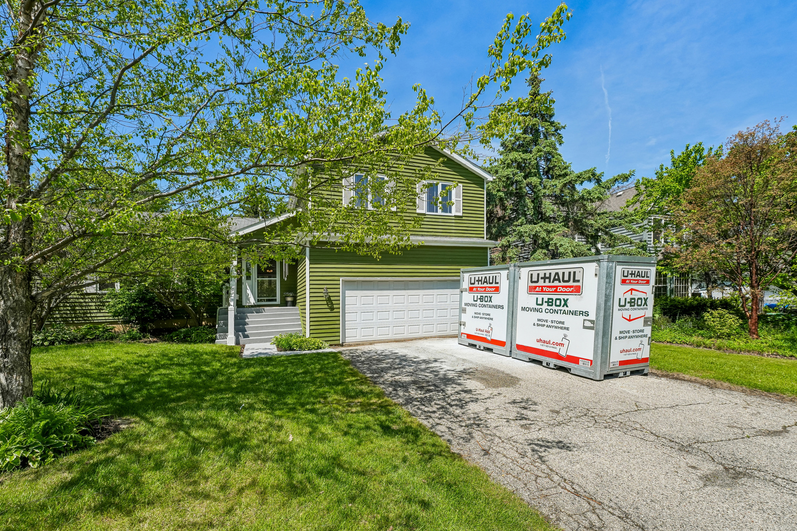 6 Crows Nest Court, Third Lake, IL 60030