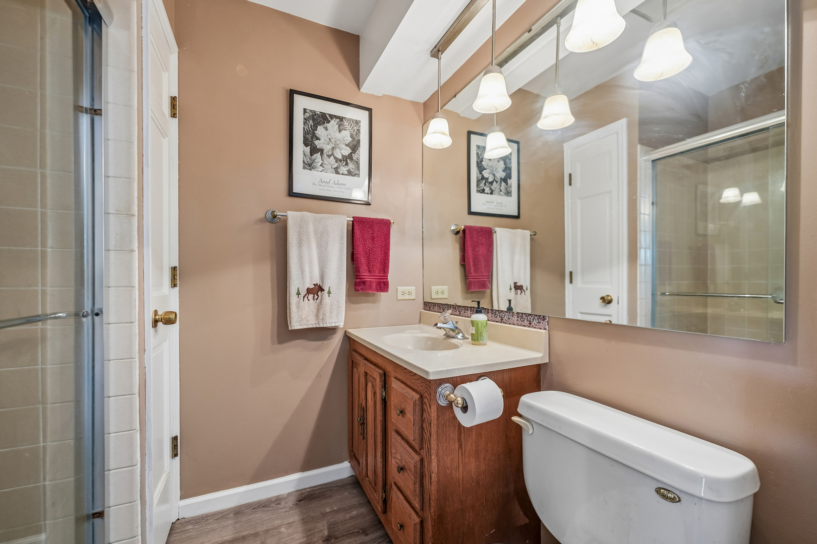6 Crows Nest Court, Third Lake, IL 60030