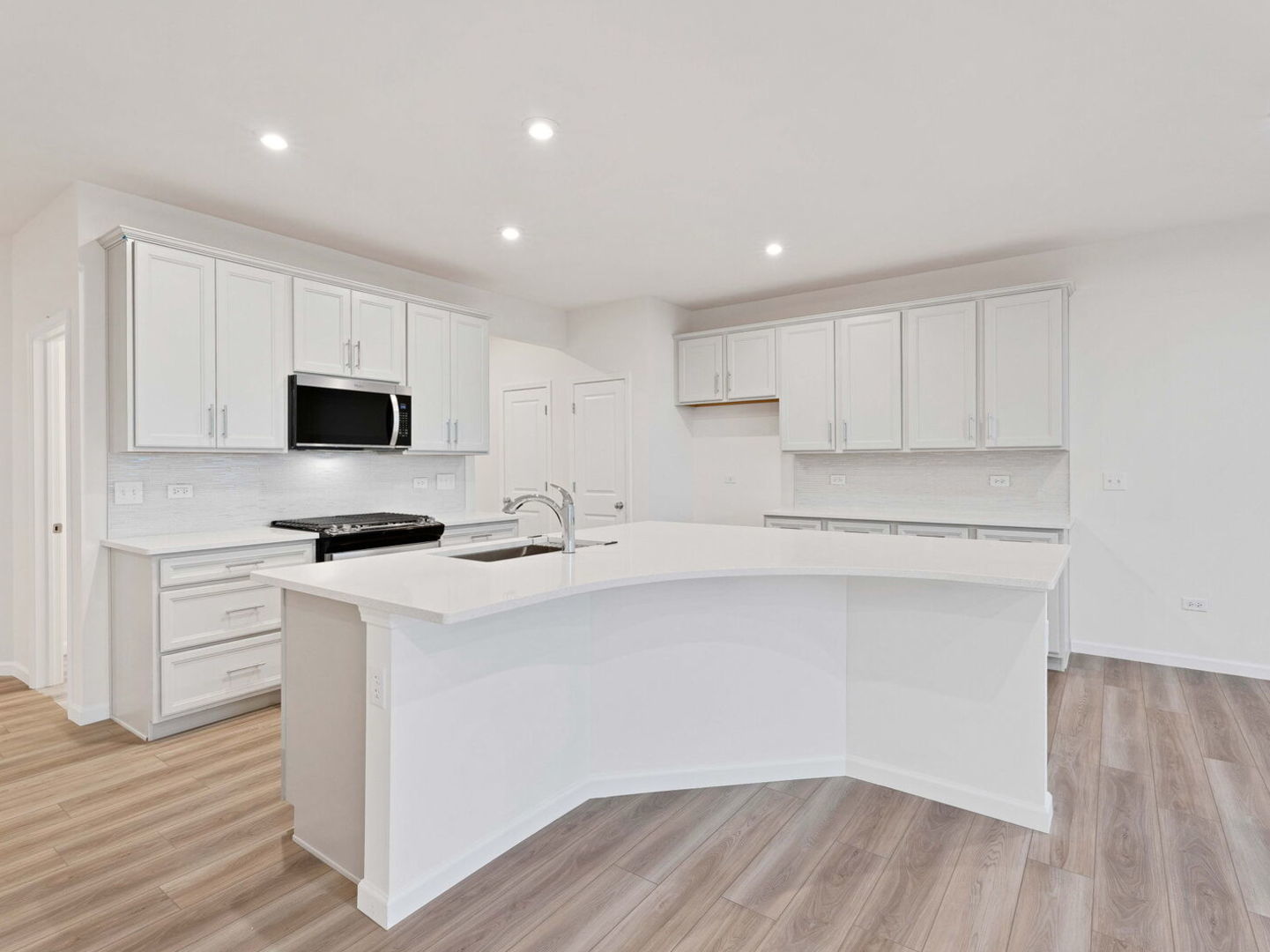 12764 S Nicholas Drive, Plainfield, IL 60585