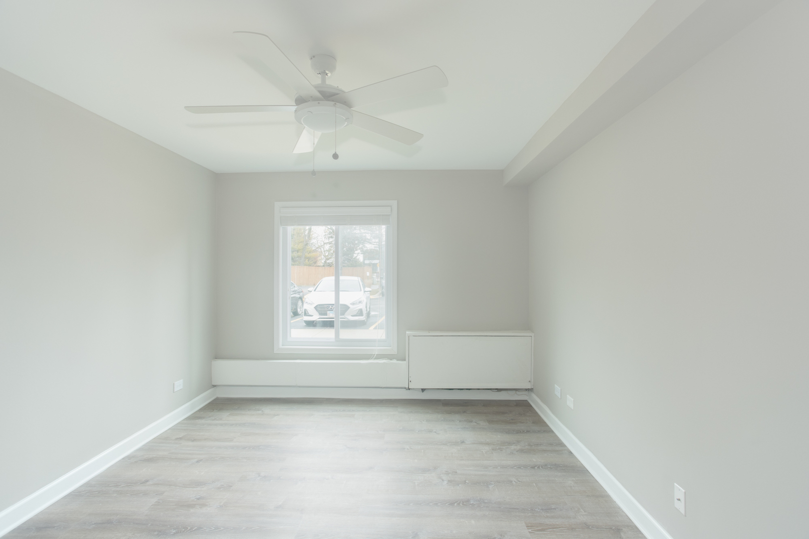 4400 W Lake Avenue #208B, Glenview, IL 60026