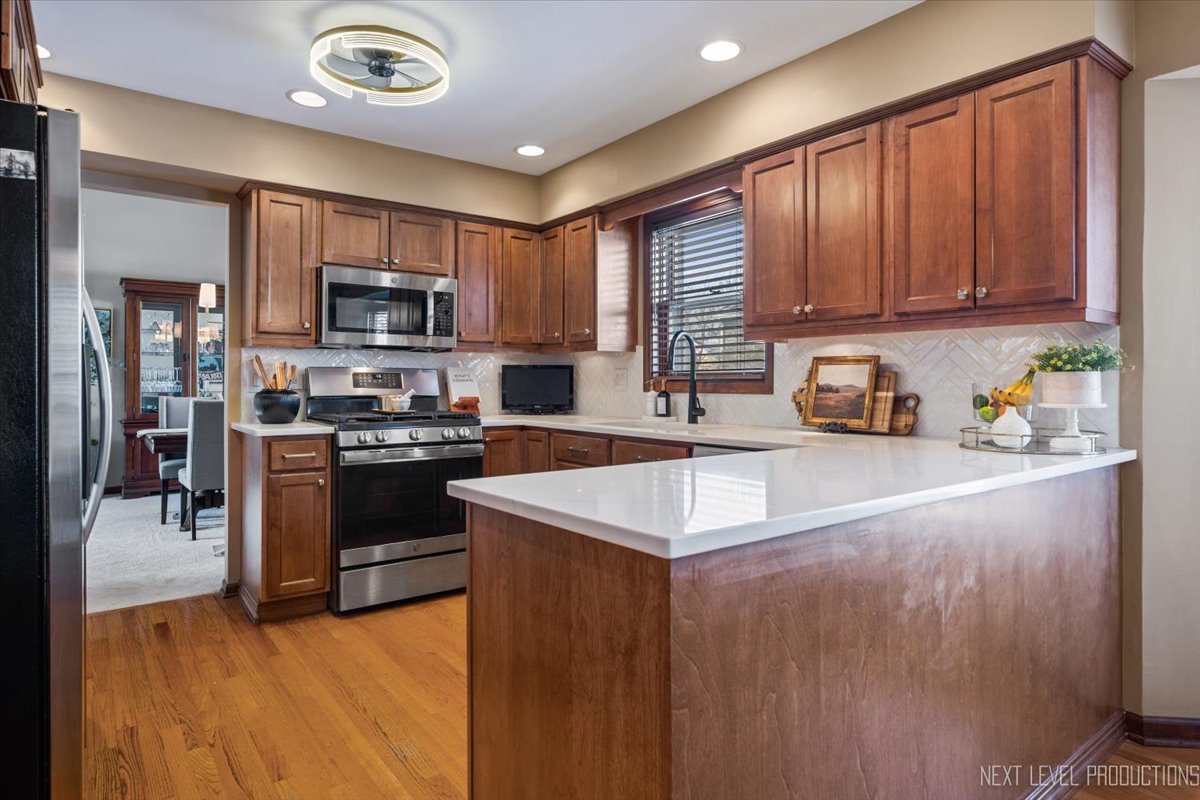 Naperville, IL 60564