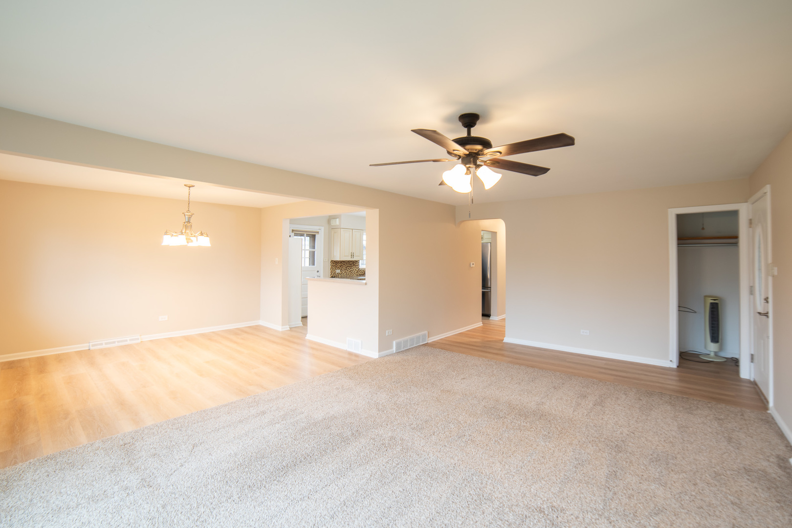 4841 Lamb Drive, Oak Lawn, IL 60453