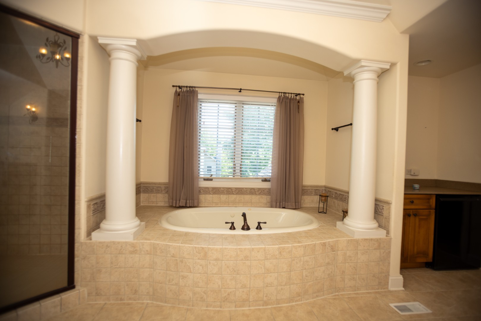 7542 Thornhill Court, Yorkville, IL 60560