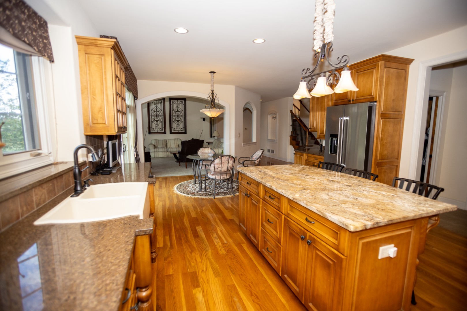 7542 Thornhill Court, Yorkville, IL 60560