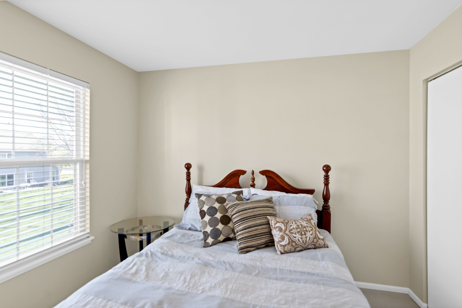 697 Bent Ridge Lane, Elgin, IL 60120