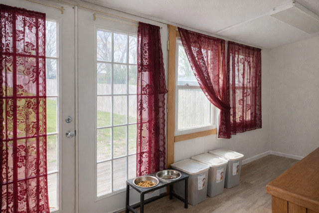 2285 W Center Street, Decatur, IL 62526