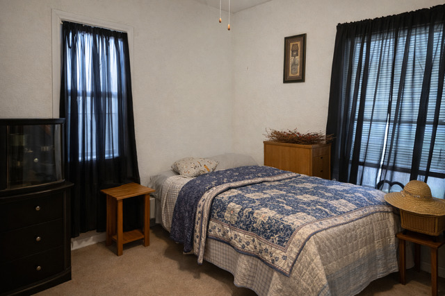 2285 W Center Street, Decatur, IL 62526