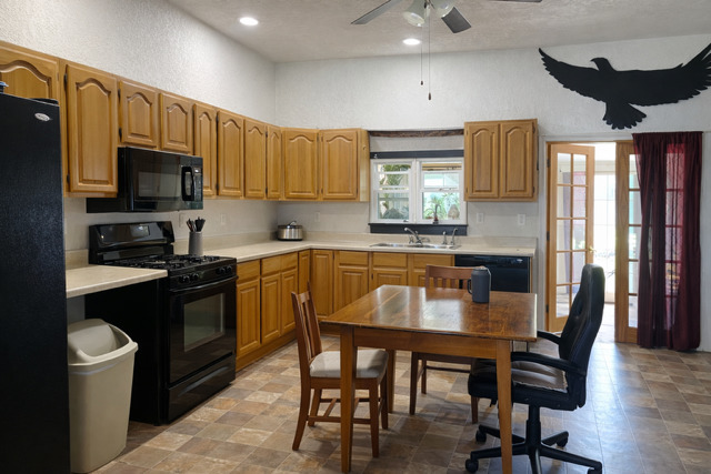 2285 W Center Street, Decatur, IL 62526 | MLS #MRD12619101