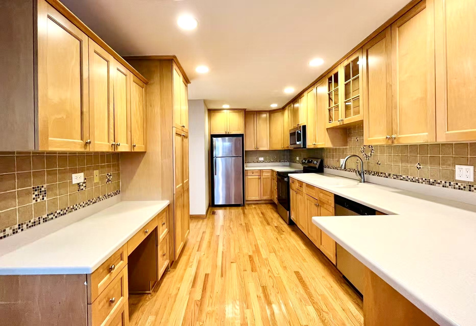 112 Chicory Court, Rolling Meadows, IL 60008