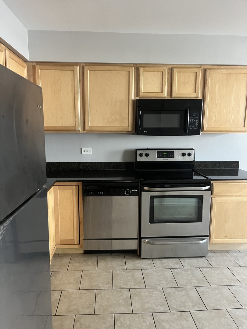 9433 86th Court #1W, Hickory Hills, IL 60457