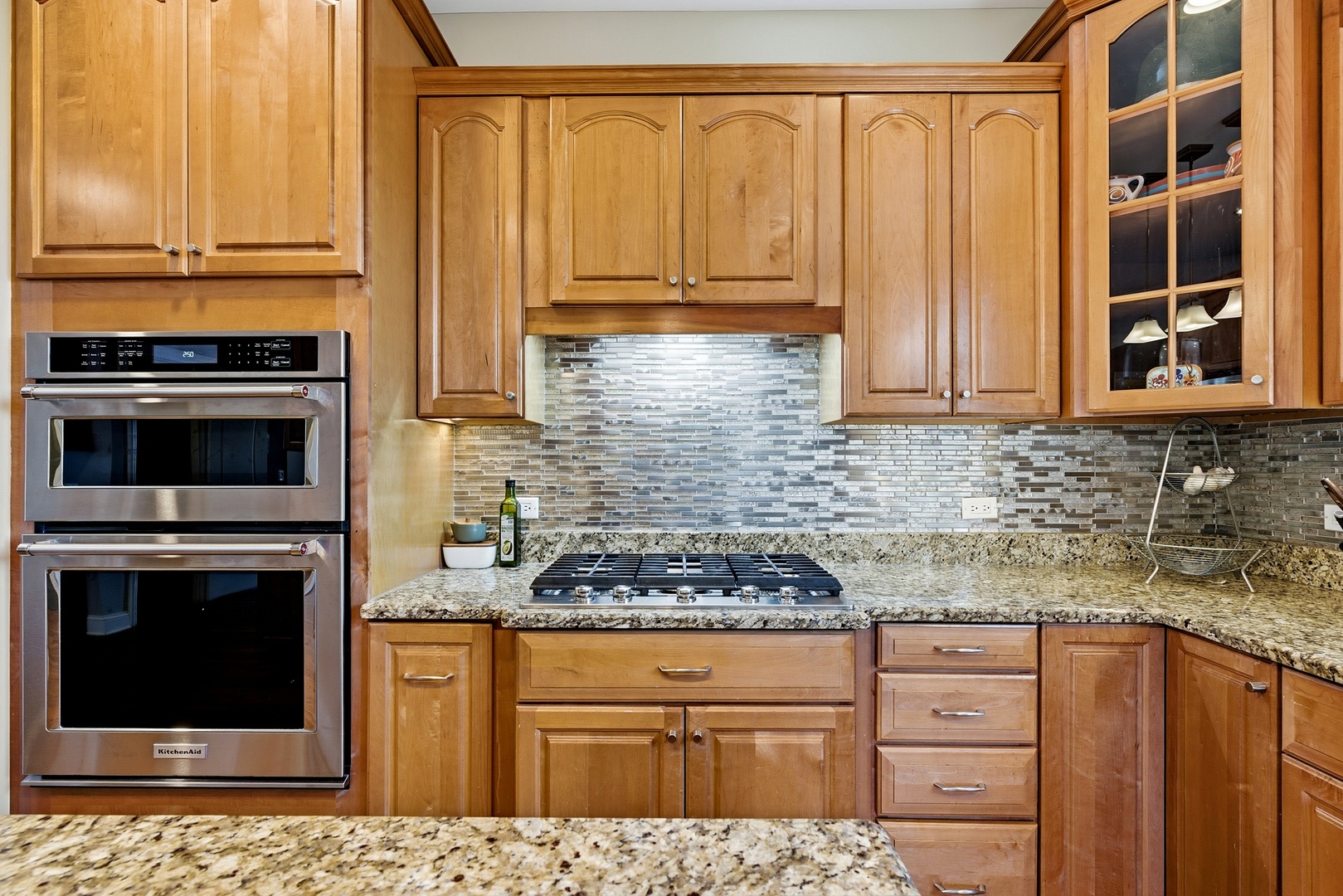 1231 S Ardmore Avenue, Villa Park, IL 60181