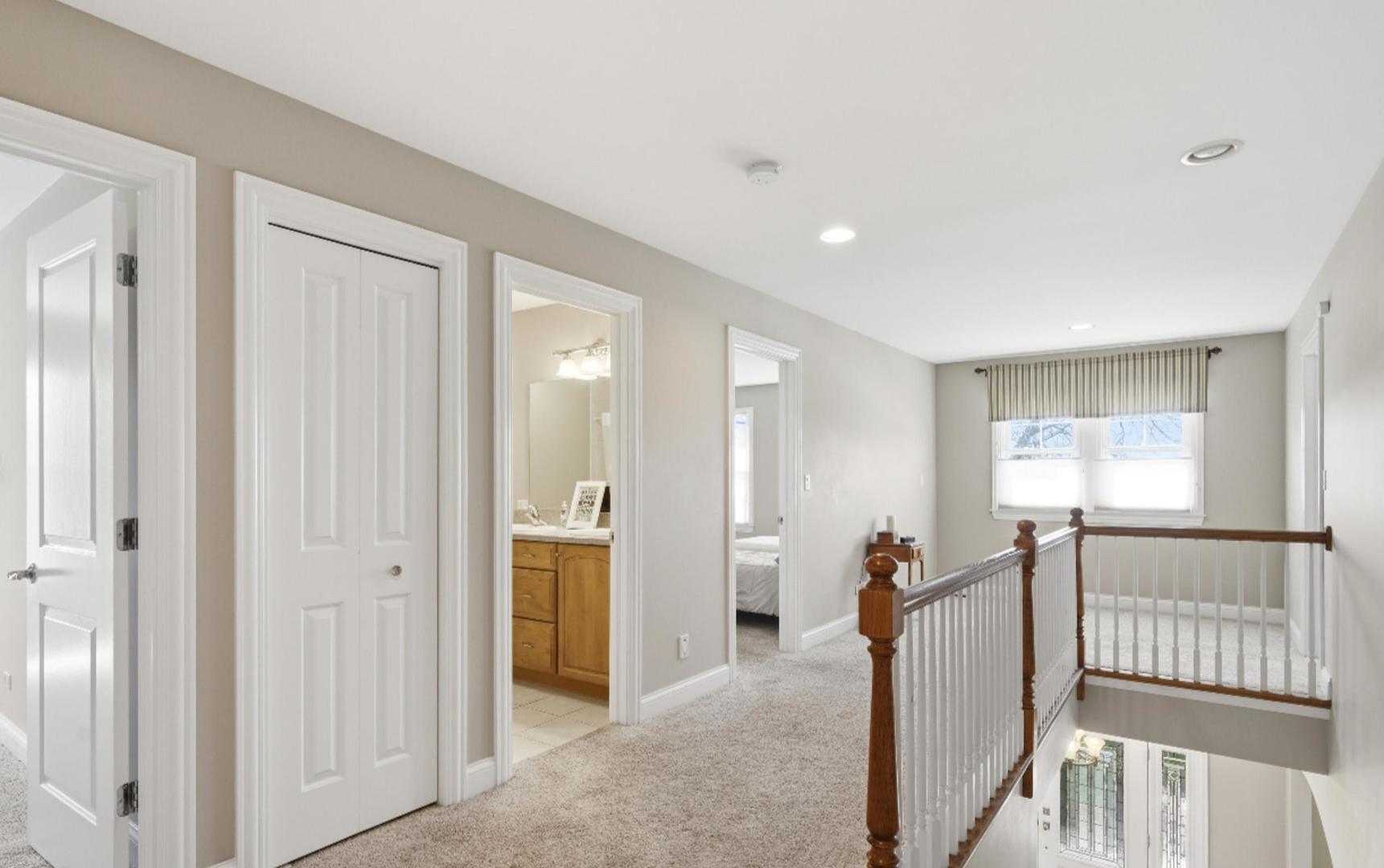 1231 S Ardmore Avenue, Villa Park, IL 60181