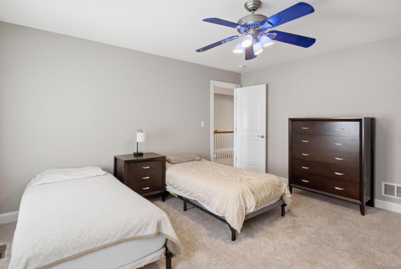 1231 S Ardmore Avenue, Villa Park, IL 60181