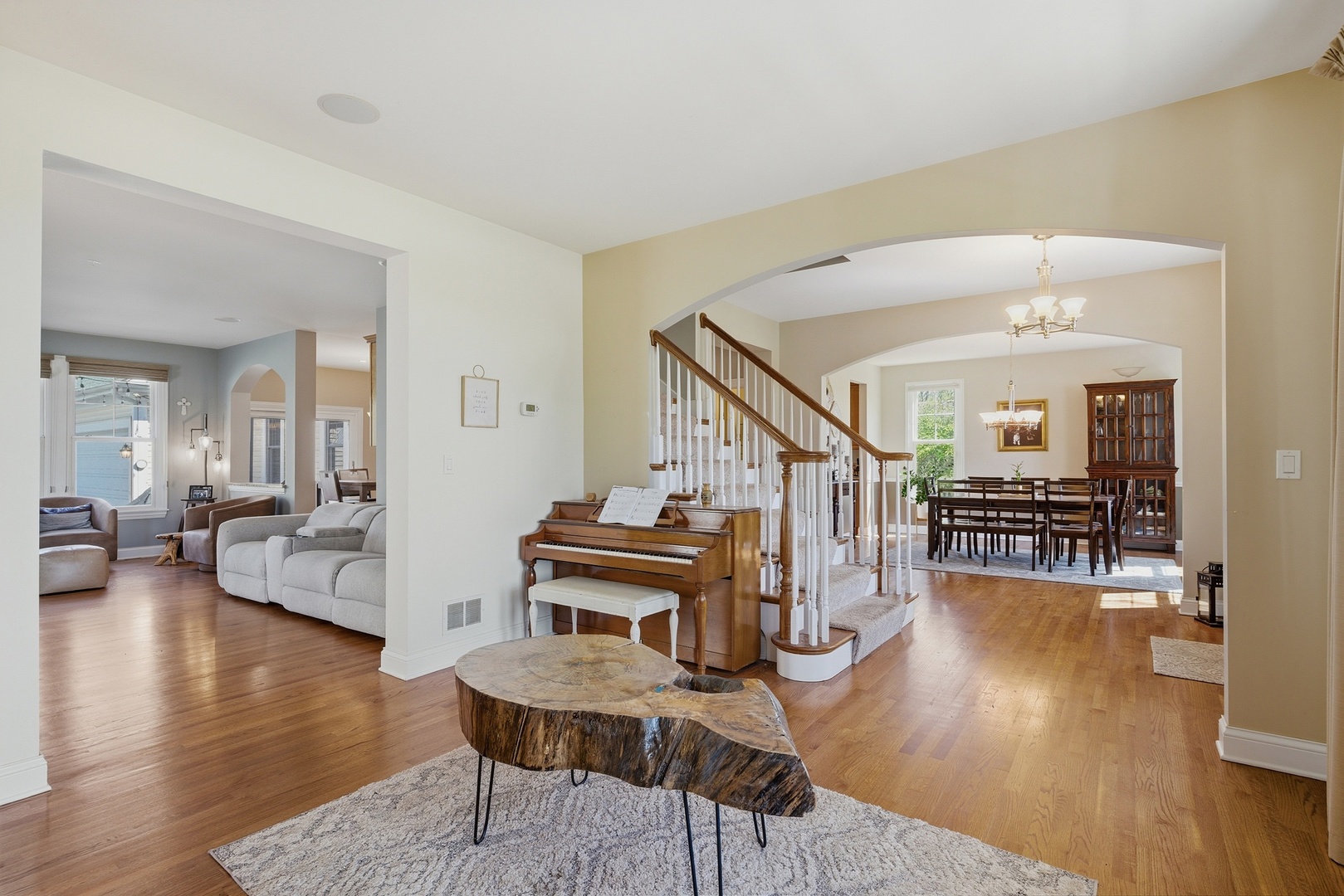 1231 S Ardmore Avenue, Villa Park, IL 60181