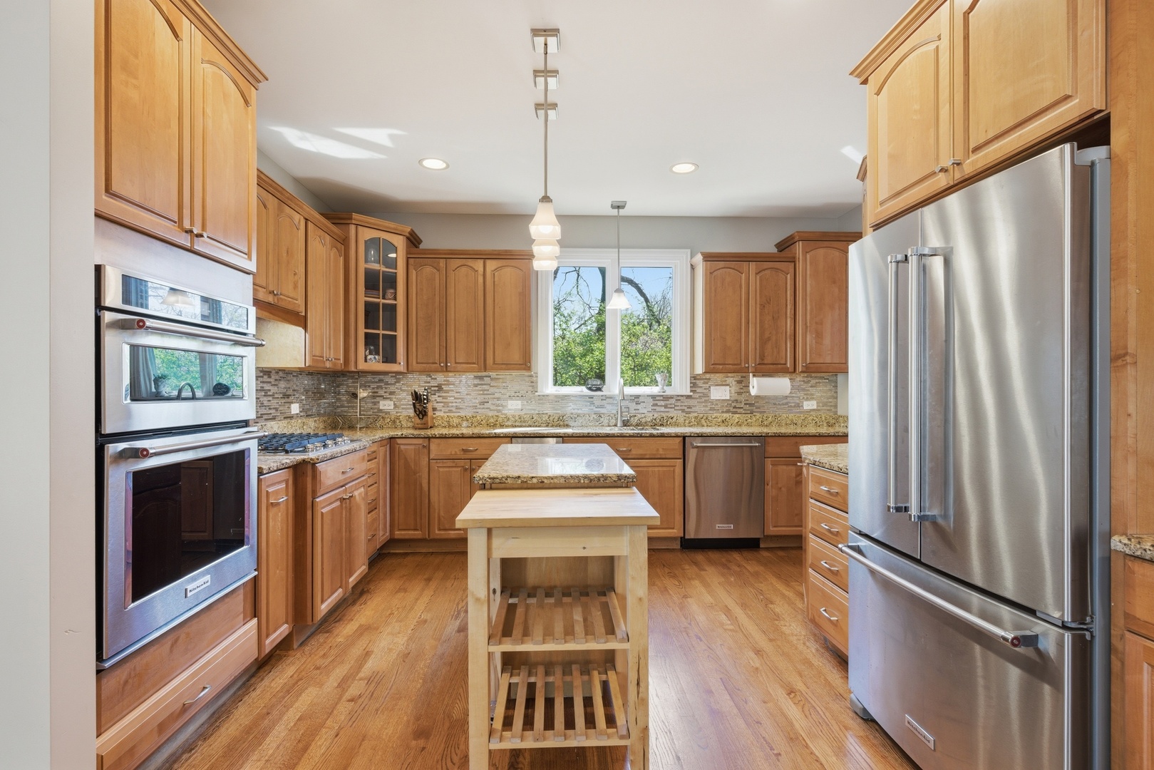 1231 S Ardmore Avenue, Villa Park, IL 60181