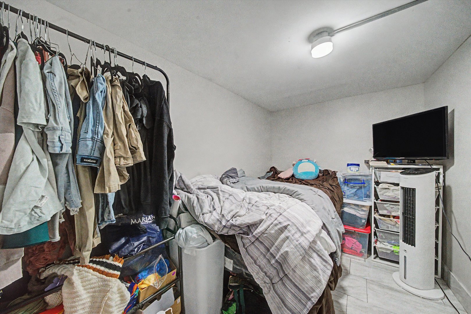 7124 W Belden Avenue, Chicago, IL 60707