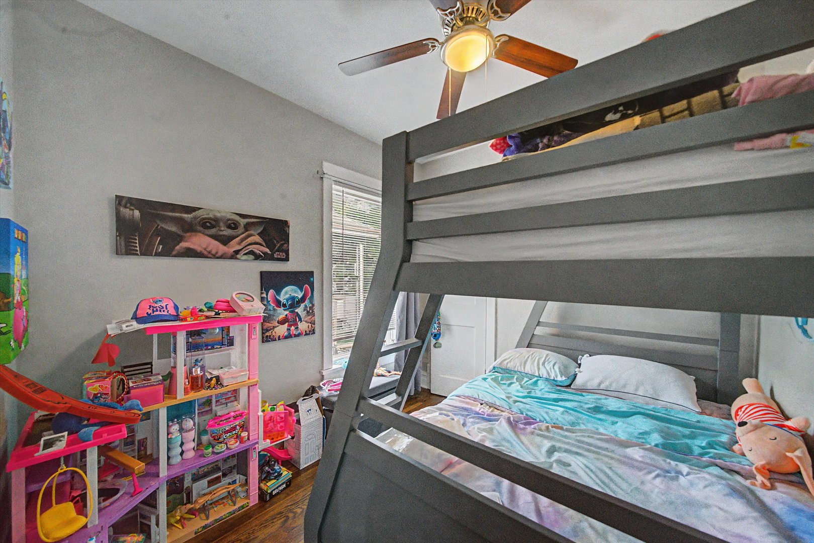 7124 W Belden Avenue, Chicago, IL 60707