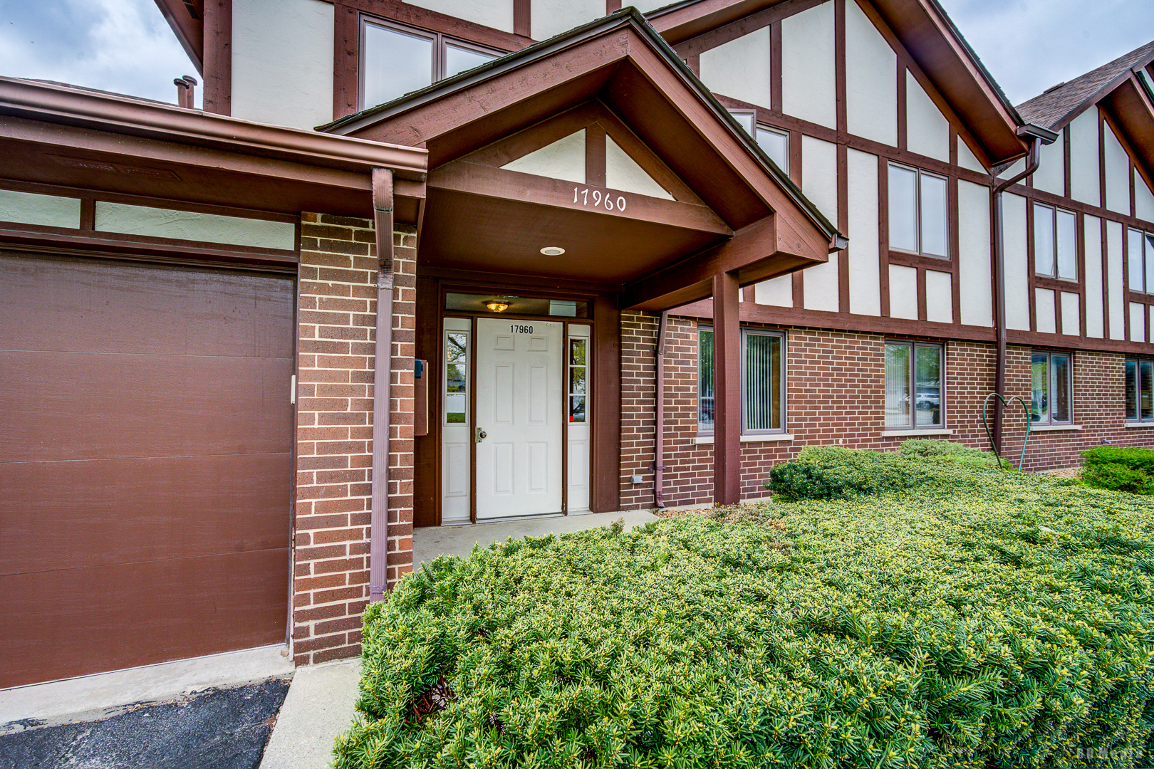 17960 66th Court #1N, Tinley Park, IL 60477