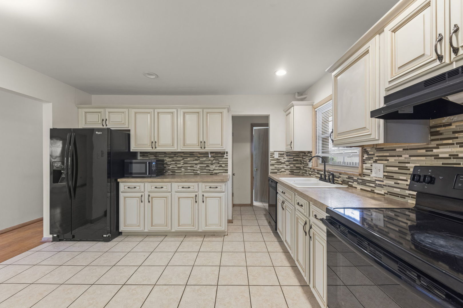 17908 Lorenz Avenue, Lansing, IL 60438