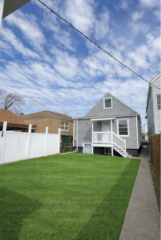 3647 W 57th Place, Chicago, IL 60629