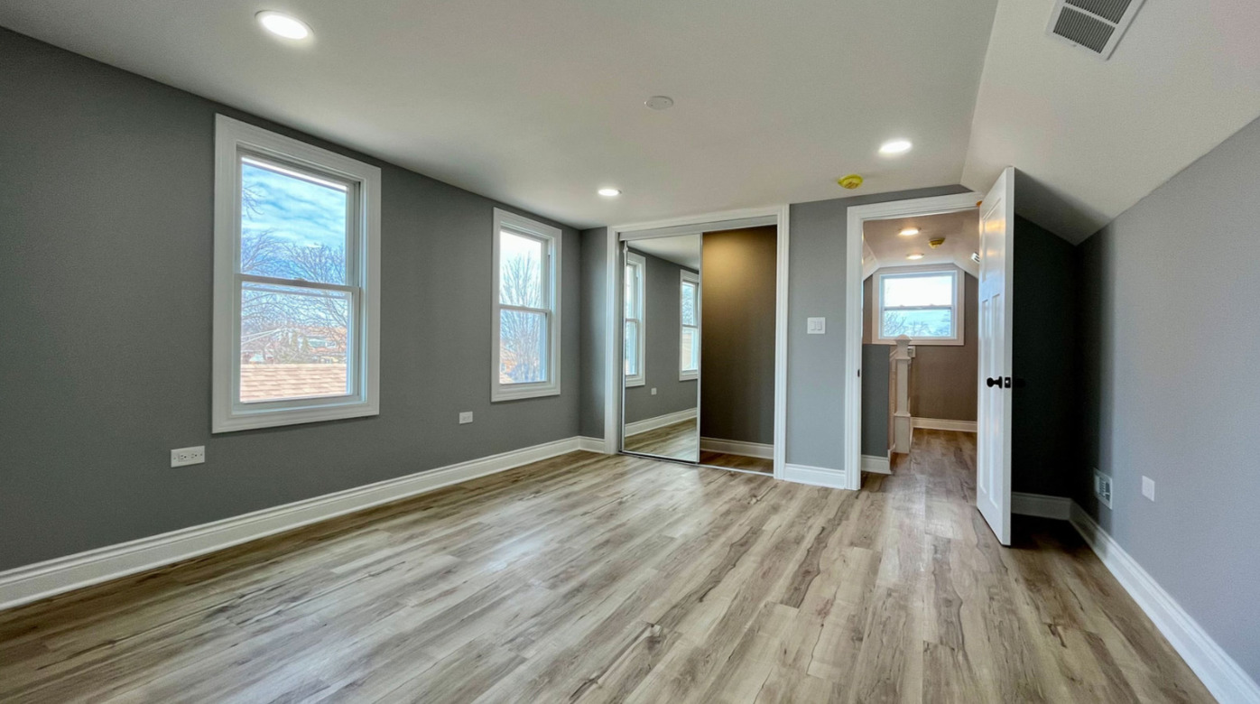 3647 W 57th Place, Chicago, IL 60629