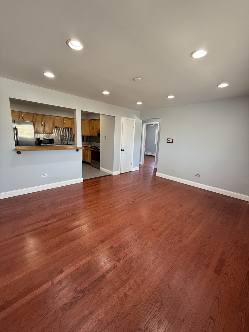 1101 Harlem Avenue #301, Forest Park, IL 60130