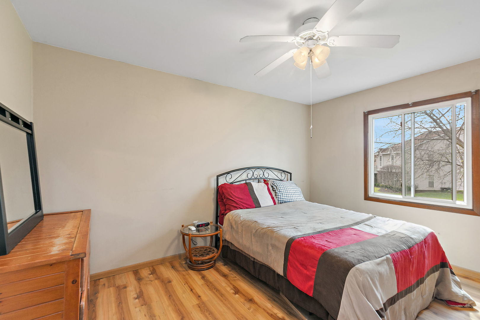 313 N Huntington Drive, McHenry, IL 60050