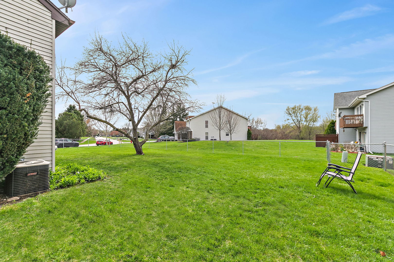 313 N Huntington Drive, McHenry, IL 60050