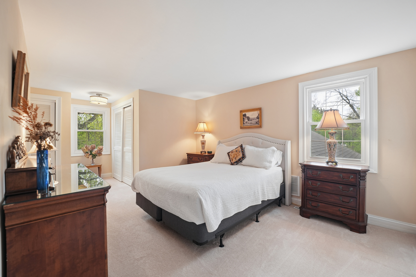 21063 N Middleton Drive, Kildeer, IL 60047