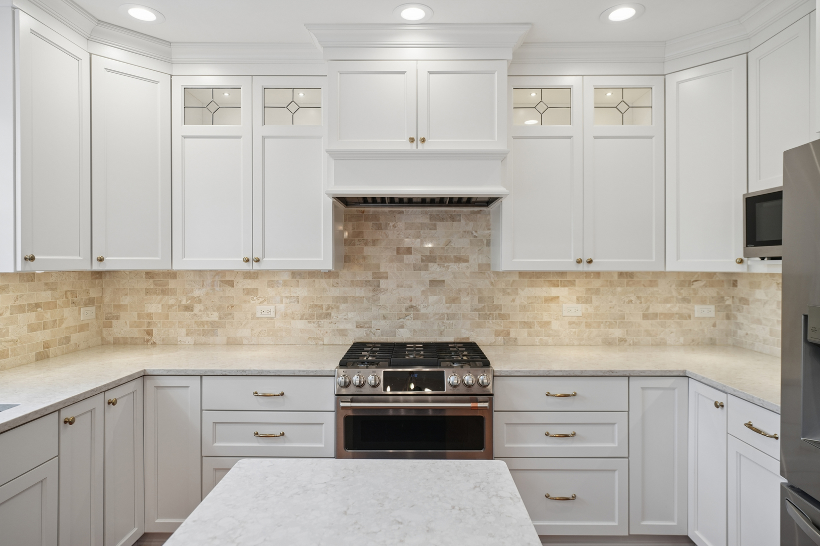 21063 N Middleton Drive, Kildeer, IL 60047