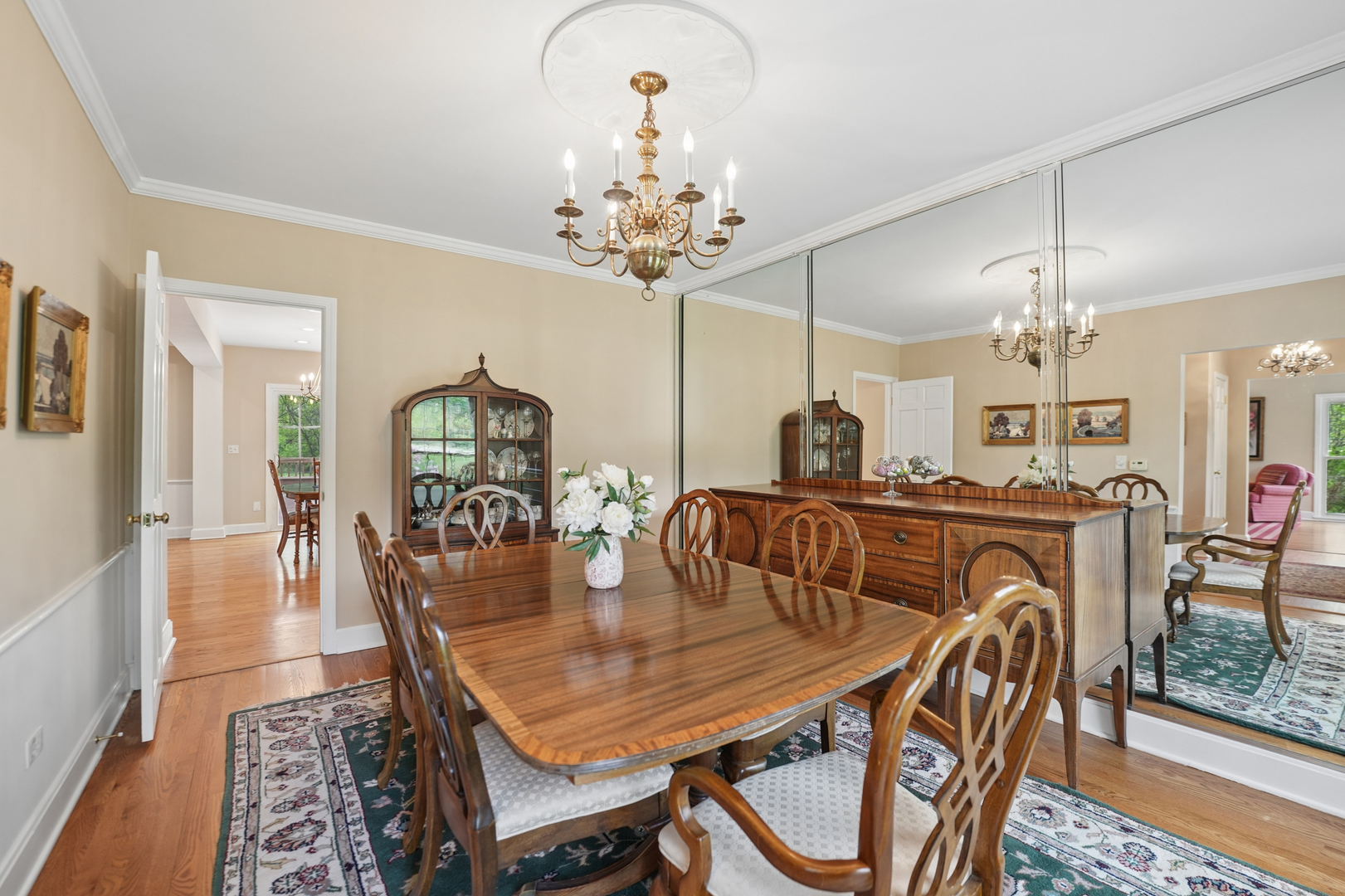 21063 N Middleton Drive, Kildeer, IL 60047