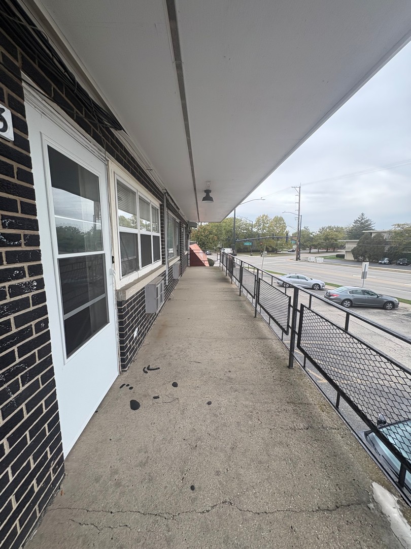 1451 Golf Road, Waukegan, IL 60085