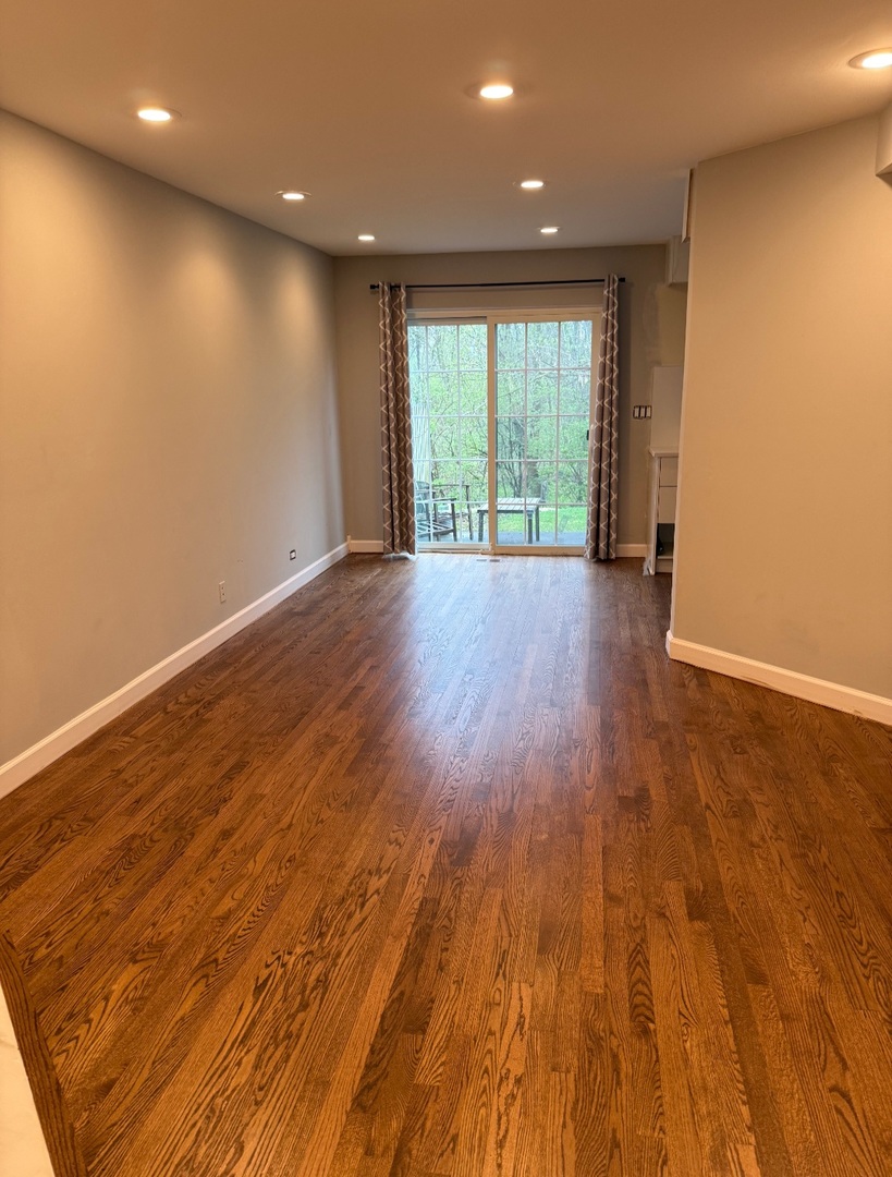 1203 Hobson Oaks Drive, Naperville, IL 60540