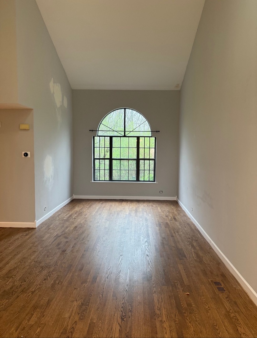 1203 Hobson Oaks Drive, Naperville, IL 60540