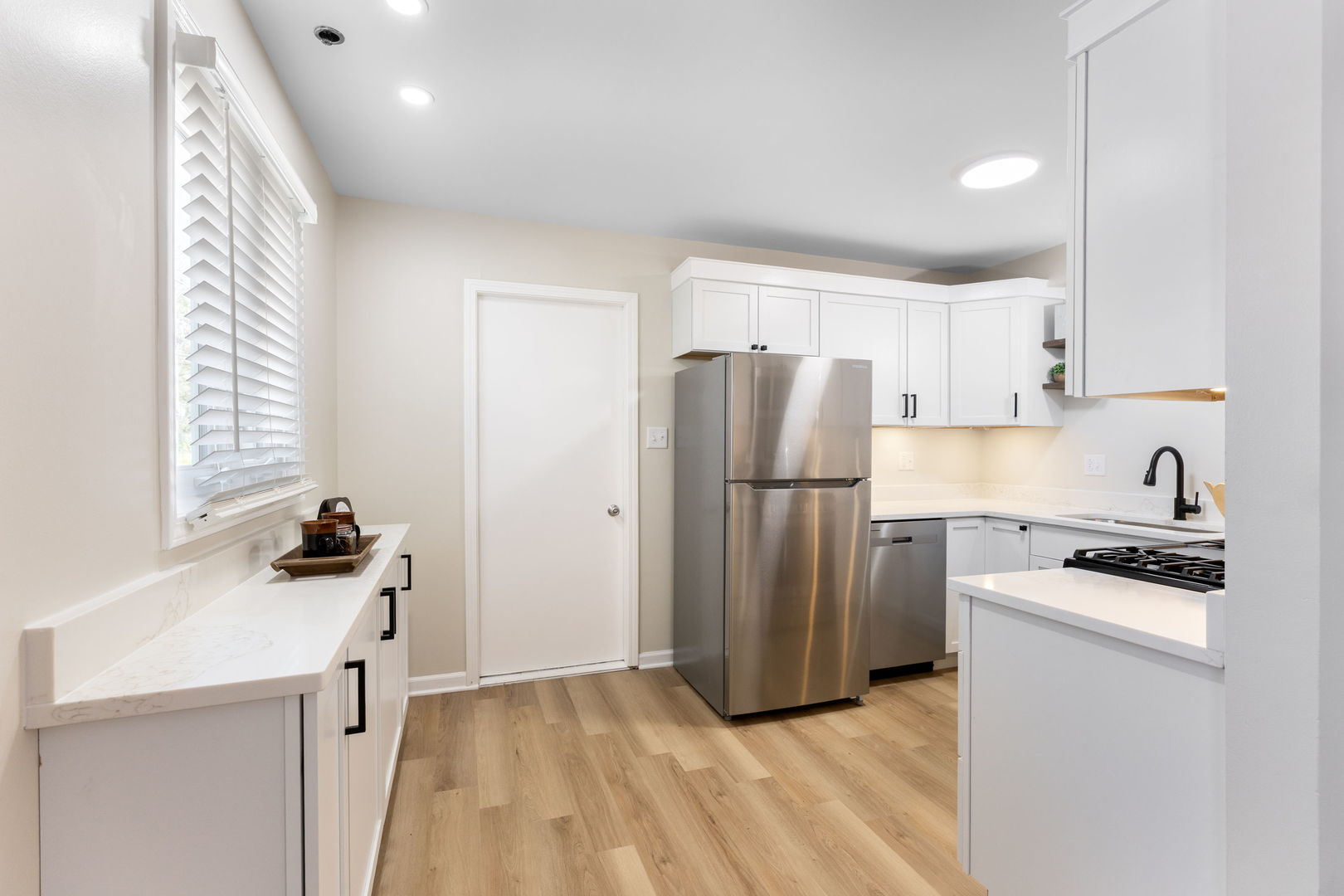 4916 Main Street #2, Lisle, IL 60532