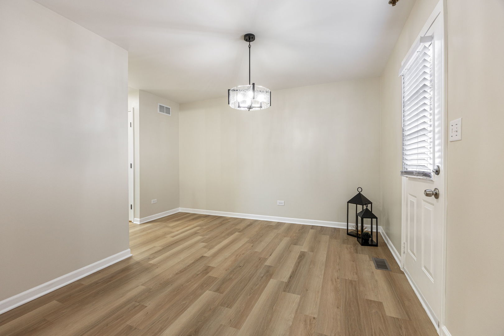 4916 Main Street #2, Lisle, IL 60532