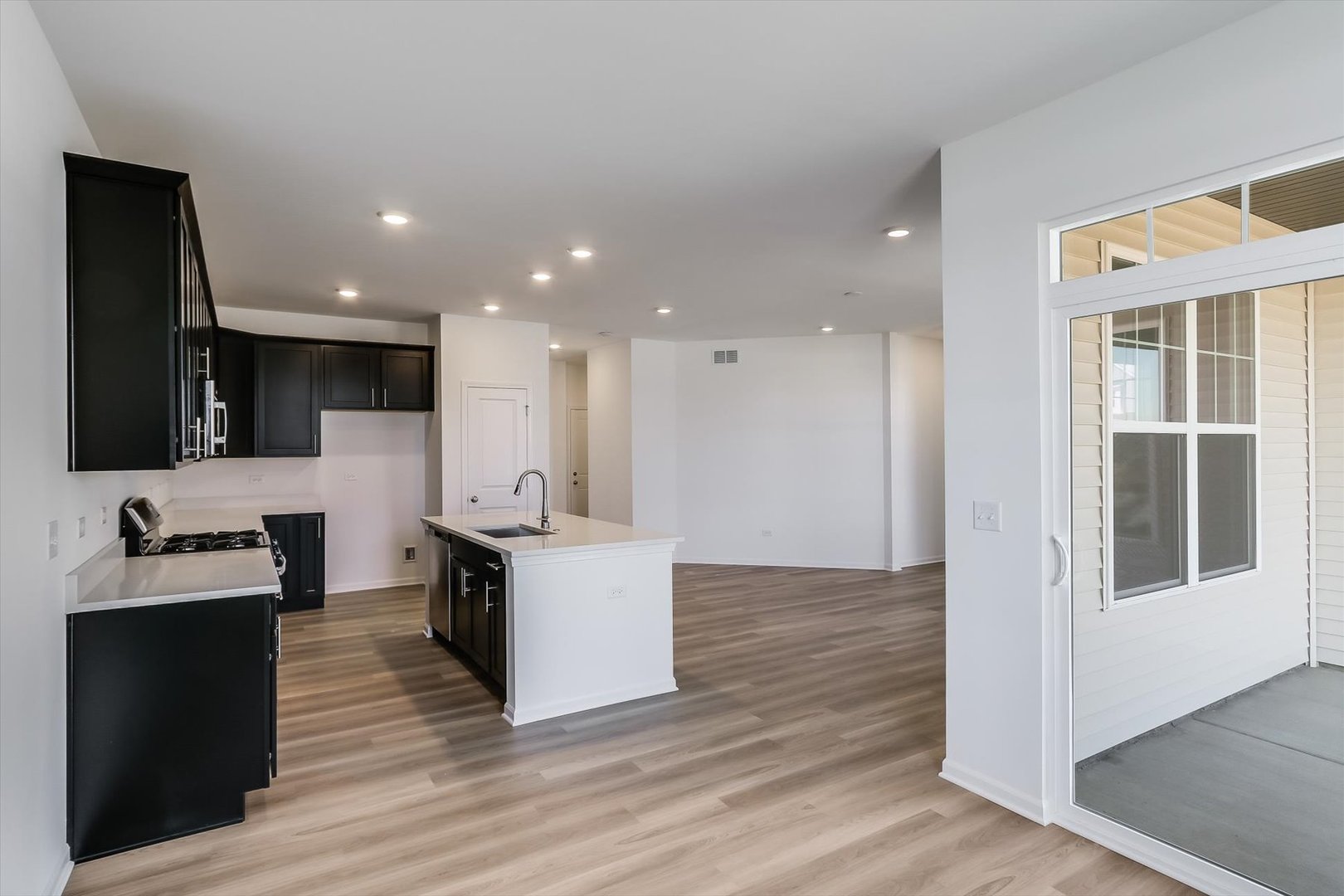 25533 W Alabaster Circle, Plainfield, IL 60544