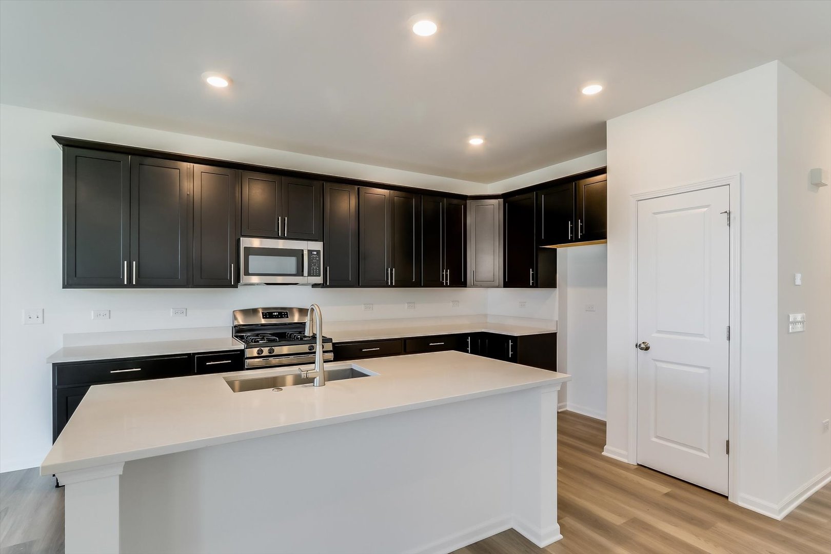 25533 W Alabaster Circle, Plainfield, IL 60544