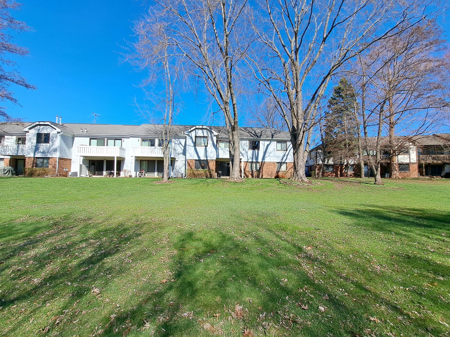 374 Southbury Court #A-1, Schaumburg, IL 60193