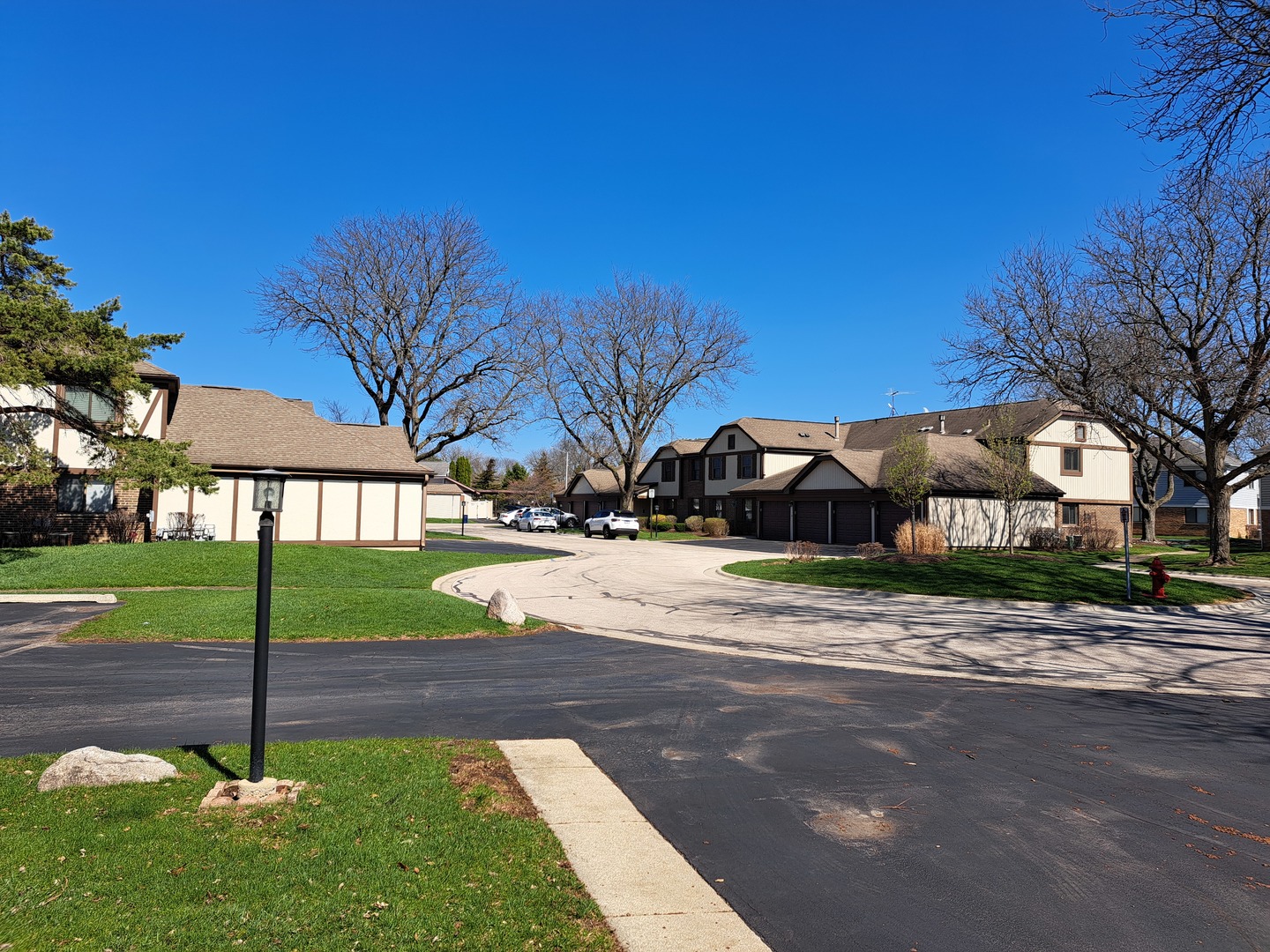 374 Southbury Court #A-1, Schaumburg, IL 60193