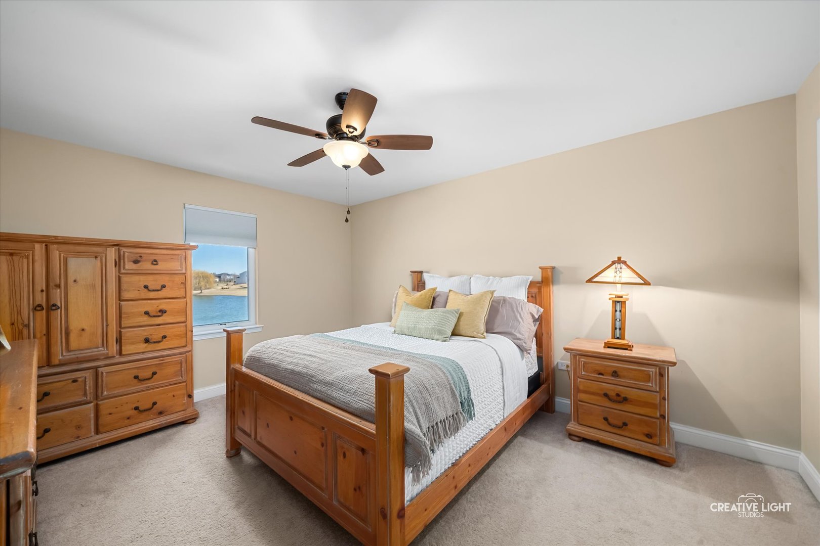 3534 Hidden Fawn Drive, Elgin, IL 60124