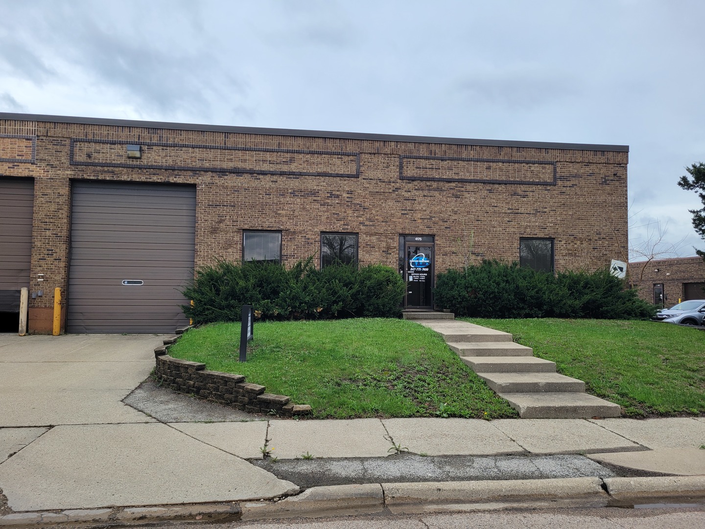 4175 Grove Avenue, Gurnee, IL 60031