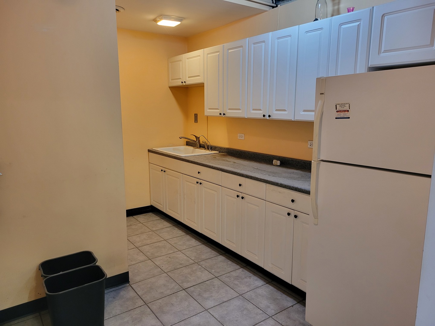 4175 Grove Avenue, Gurnee, IL 60031