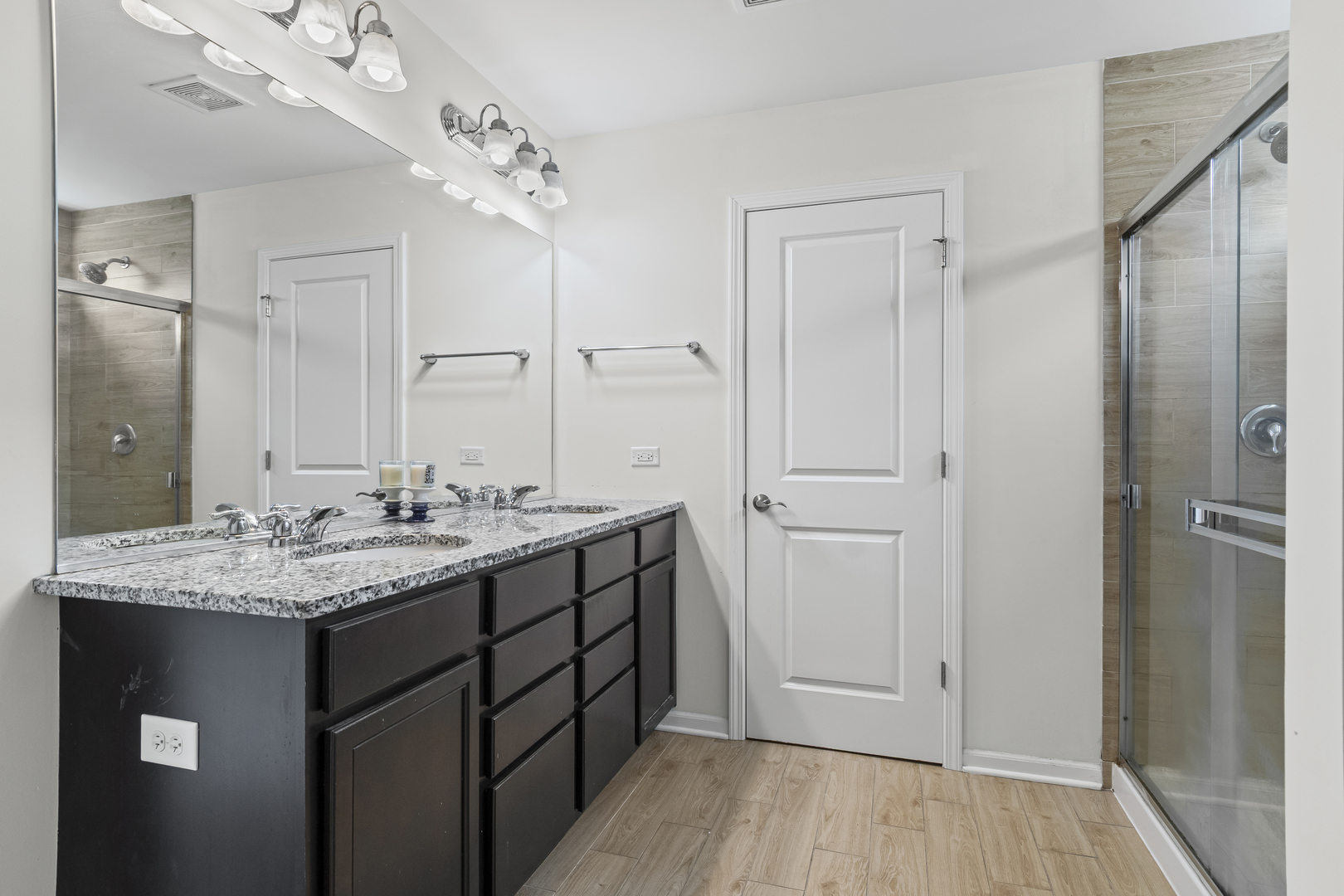 2404 Coastal Sage Court, Naperville, IL 60563