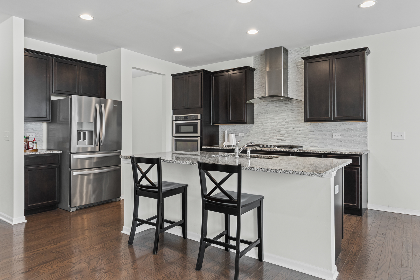 2404 Coastal Sage Court, Naperville, IL 60563